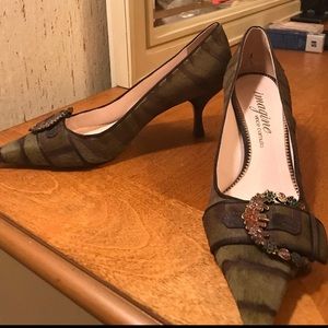 Imagine by Vince Camuto zebra pattern cowhair pumps